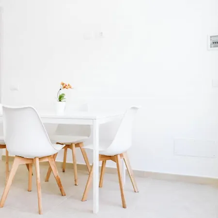 Urban Loft ايسكيا
